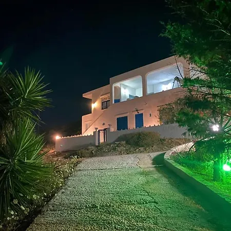 Comfortable House With Seaview In *