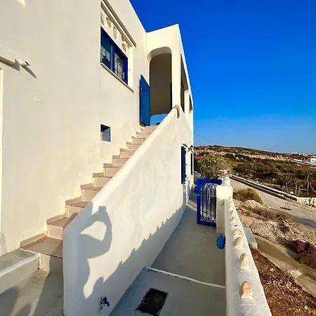 Comfortable House With Seaview In 佐努萨岛